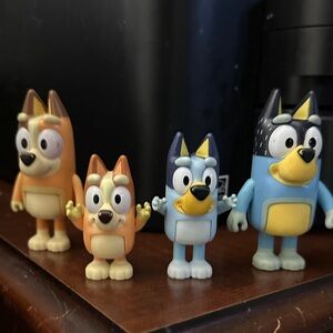 Bluey Family Action Figure Set